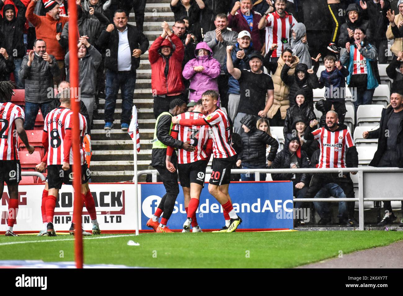 Sunderland-Spieler feiern Dennis Cirkins Tor gegen Wigan Athletic. Stockfoto