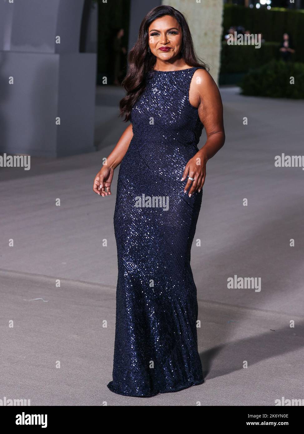 LOS ANGELES, KALIFORNIEN, USA - 15. OKTOBER: Mindy Kaling kommt zur jährlichen Academy Museum of Motion Picturs Gala 2., die von Rolex im Academy Museum of Motion Pictures am 15. Oktober 2022 in Los Angeles, Kalifornien, USA, veranstaltet wird. (Foto von Xavier Collin/Image Press Agency) Stockfoto