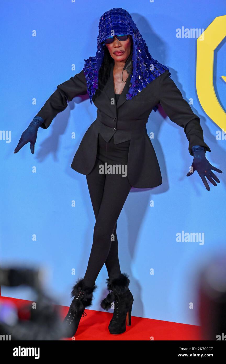 London, Großbritannien. 16. Oktober 2022. Die Ankunft von Grace Jones bei The Glass Onion: A Knives Out Mystery - BFI London Film Festival, Abschlussgala am 16. Oktober 2022, London, Großbritannien. Kredit: Siehe Li/Picture Capital/Alamy Live News Kredit: Siehe Li/Picture Capital/Alamy Live News Kredit: Siehe Li/Picture Capital/Alamy Live News Stockfoto