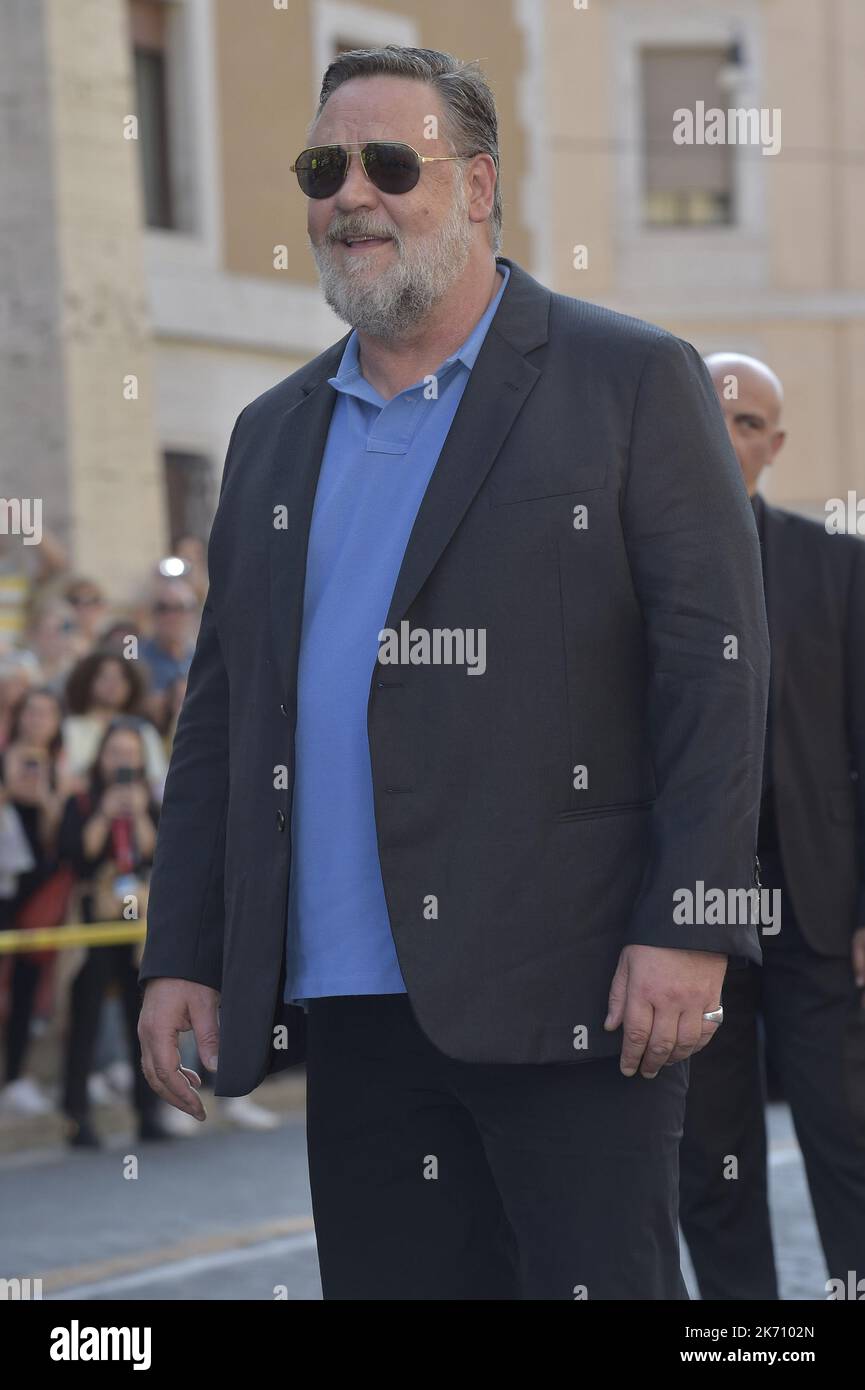Rom, Italien. 15. Oktober 2022. Russell Crowe nimmt am Samstag, den 15. Oktober 2022 in Rom, Italien, am roten Teppich von Russell Crowe in Alice Nella Città Teil, während des Filmfestivals 17. in Rom im Auditorium della Conciliazione. Foto von Rocco Spaziani/UPI Credit: UPI/Alamy Live News Stockfoto