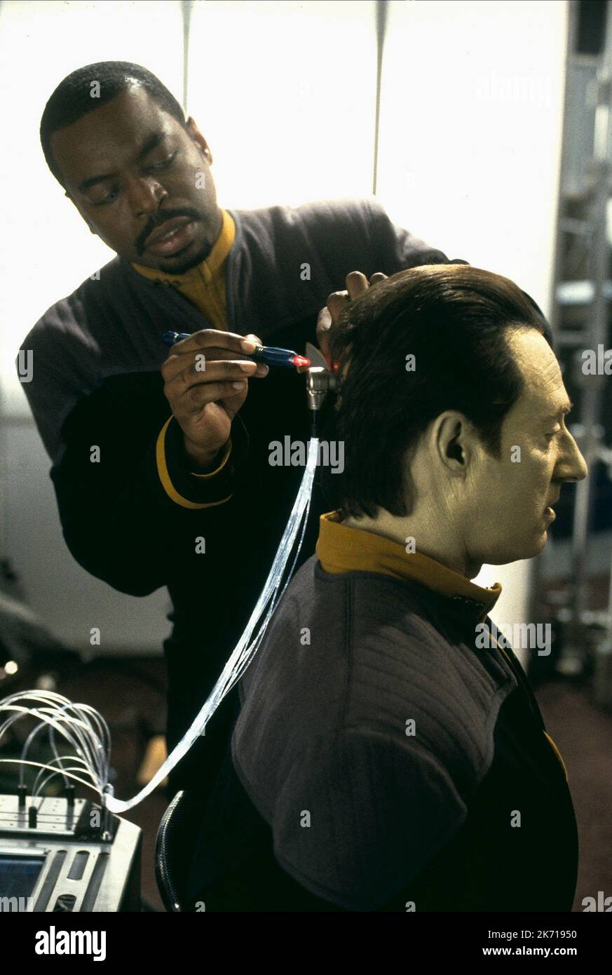 LEVAR BURTON, Brent Spiner, STAR TREK: NEMESIS 2002 Stockfoto