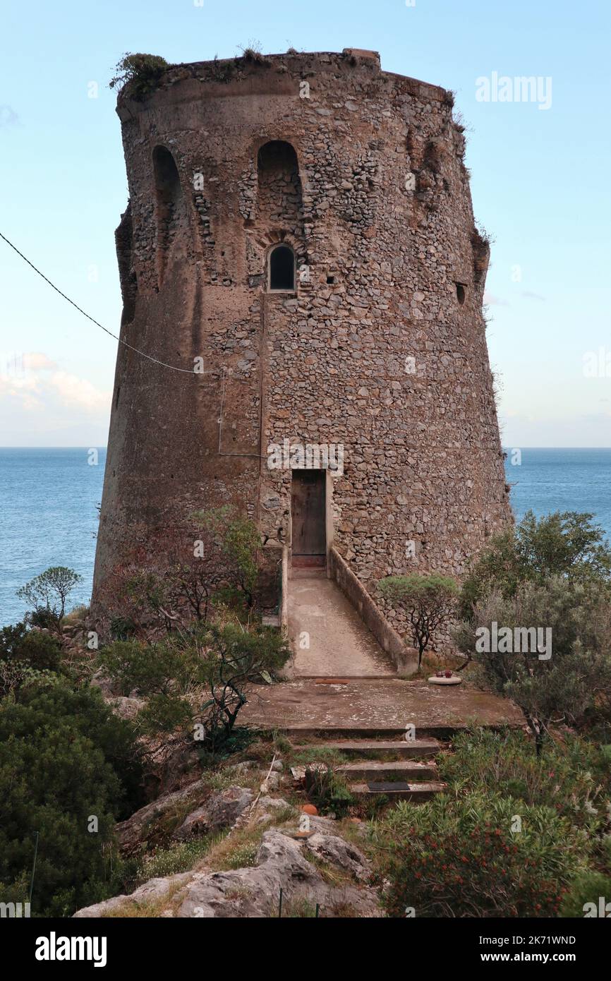 Praiano - Torre Assiola dalla scalinata di Accesso Stockfoto