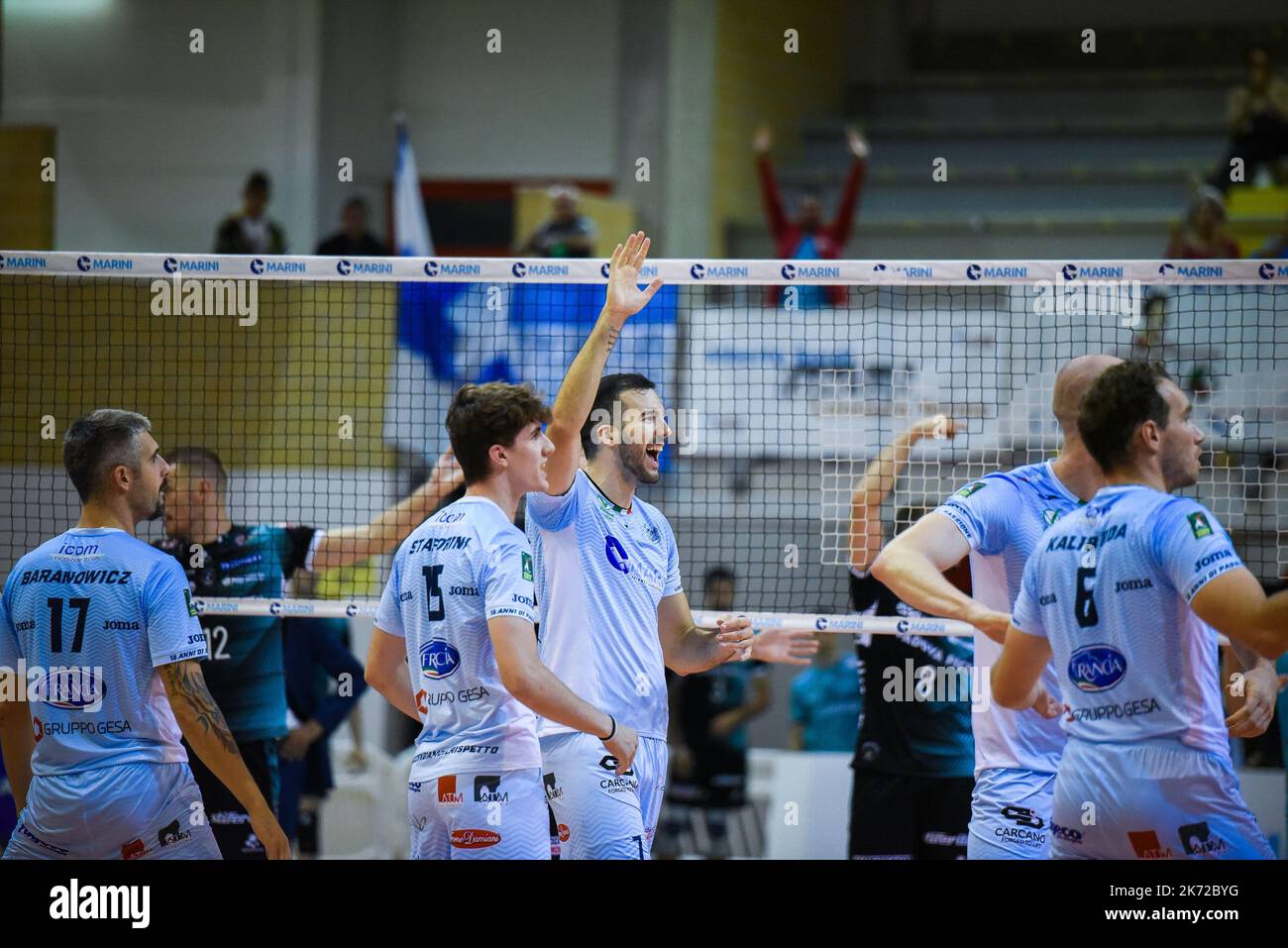 PalaBianchini, Latina, Italien, 16. Oktober 2022, Jubel (Top Volley Cisterna) während der Top Volley Cisterna gegen Pallavolo Padova - Volleyball Italienisch Stockfoto