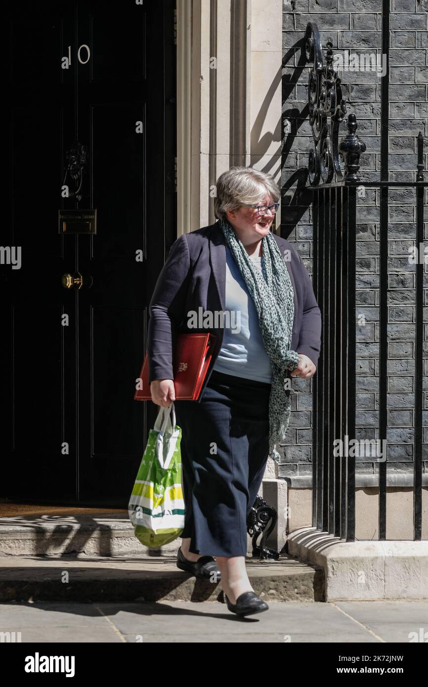 Therese Coffey, Abgeordnete, Politikerin der Konservativen Partei, Kabinettsministerin, Staatssekretärin für Gesundheit und Soziales Stockfoto