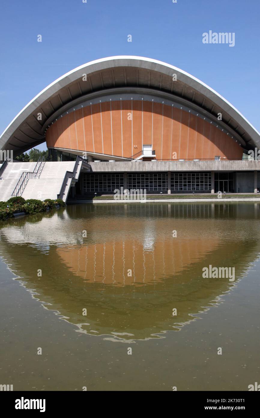 Berlin, Deutschland - 5. September 2014: Der Konferenzsaal oder das Haus der Kulturen der Welt in Berlin, Deutschland Stockfoto