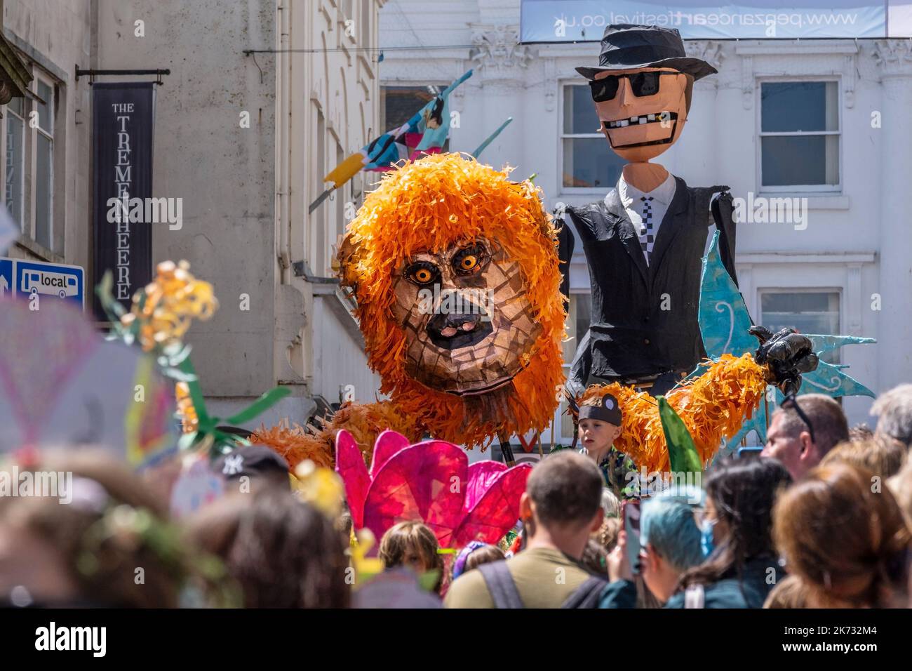 Mazey Day während des Golowan Festivals in Cornwall in England. Stockfoto