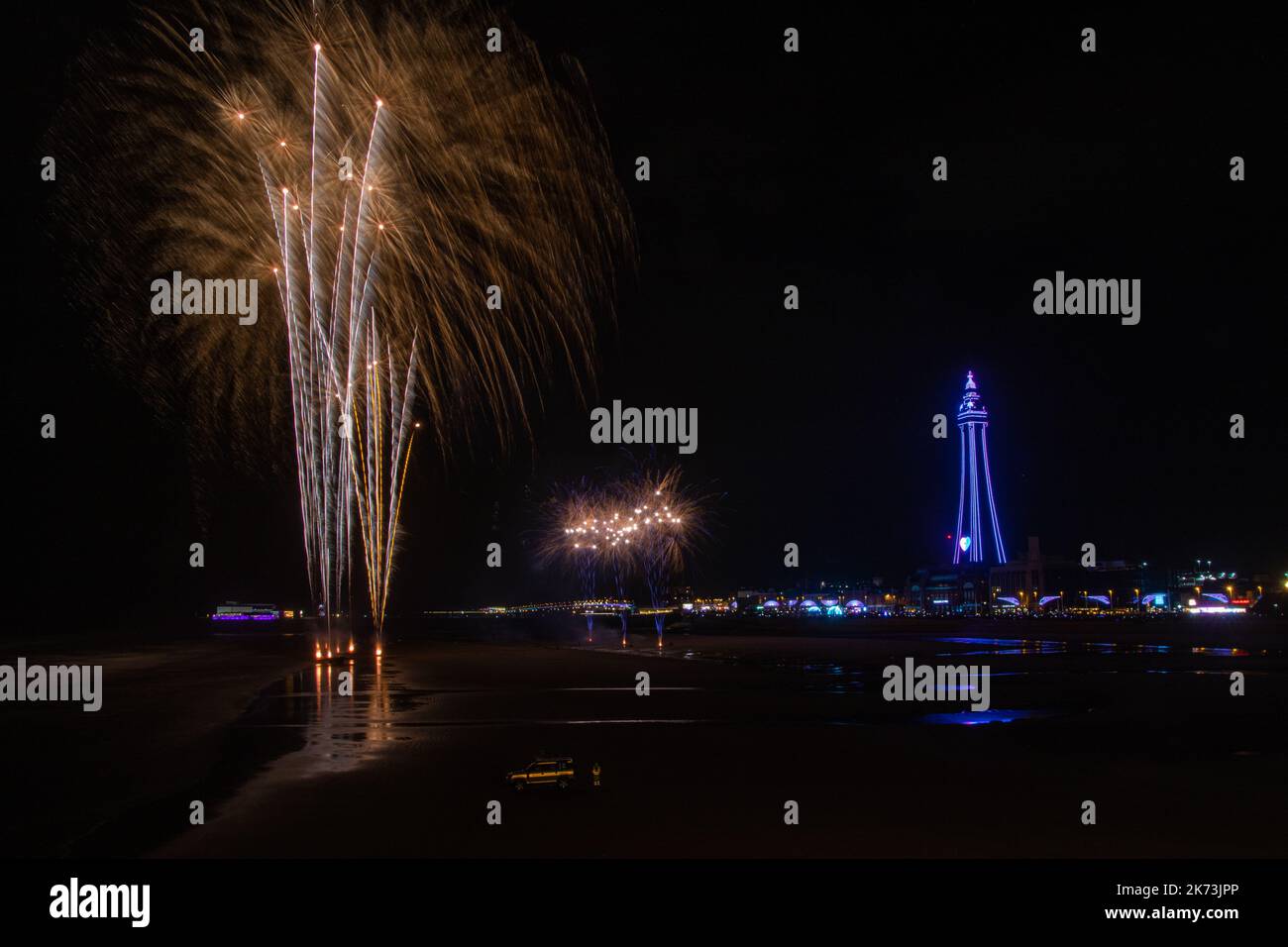 Blackpool, Lancashire, Großbritannien - 15.. Oktober 2022 - Blackpool World Fireworks Championships 2022 - Celtic Fireworks Stockfoto