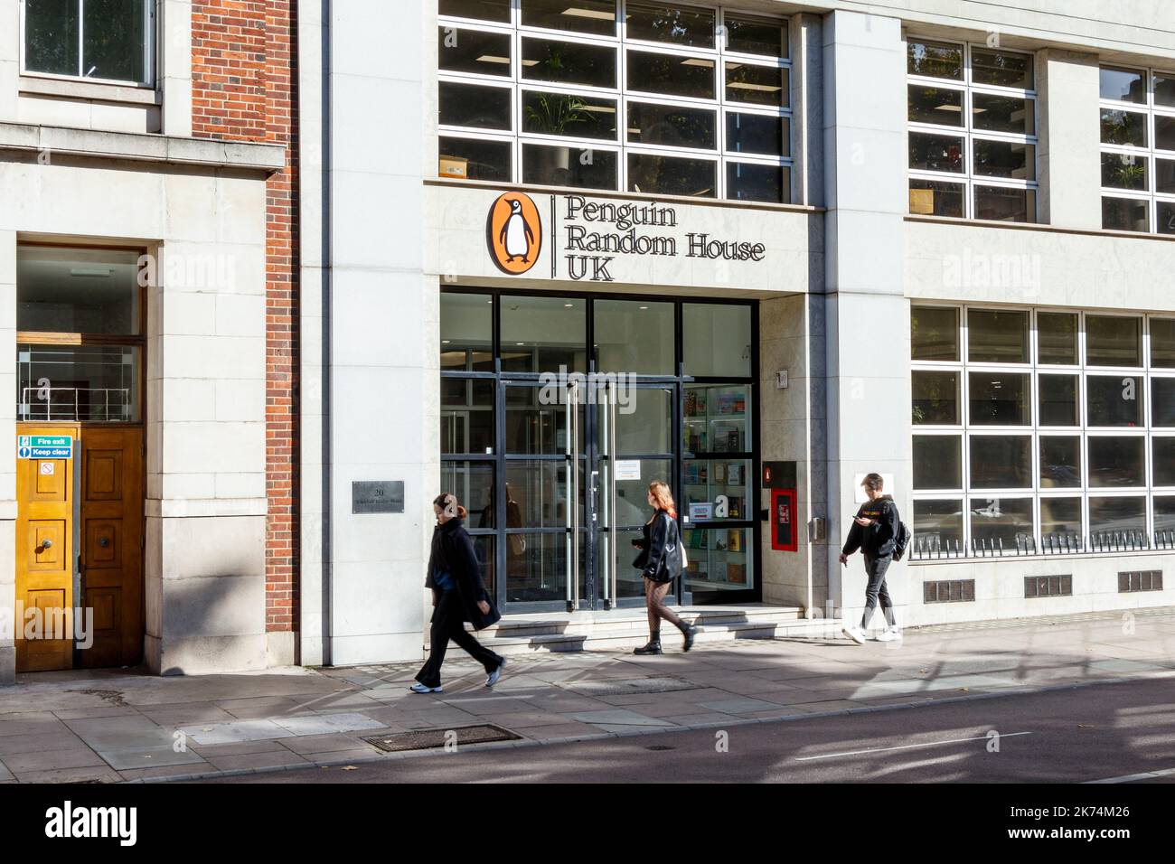 Penguin Random House Building an der Vauxhall Bridge Road, London, Großbritannien Stockfoto