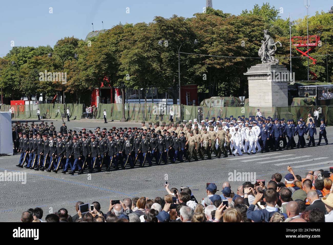 US-amerikanische Soldaten während der traditionellen Militärparade am Bastille-Tag auf den Champs-Elysees in Paris, Frankreich. 14. Juli 2017 Stockfoto