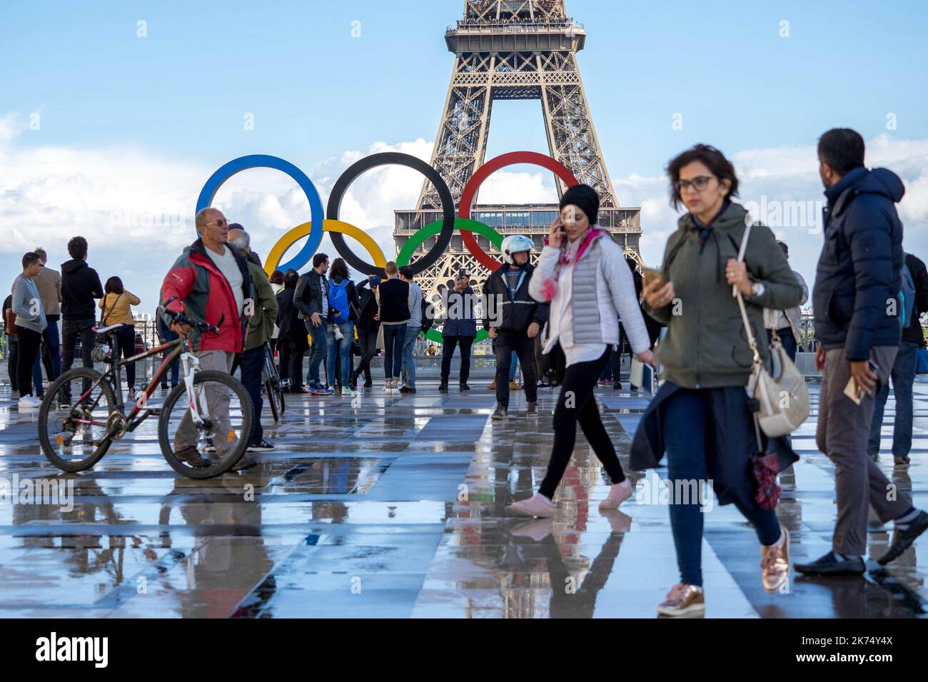 Die Olympischen Spiele werden auf der Esplanade des Trocadero in der Nähe des Eiffelturms in Paris ausgetragen, nachdem das Internationale Olympische Komitee die Stadt Paris zur Austragungsstadt der Olympischen Sommerspiele 2024 ernannt hatte Stockfoto