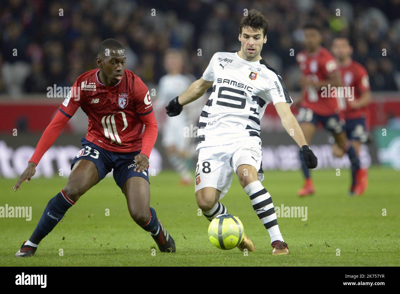 Yoann Gourcuff . 28 . Boubakary Soumaré . 33 . Während des Spiels Lille OSC gegen Stade Rennais Ligue 1 im Stade Pierre-Mauroy, Lille Stockfoto