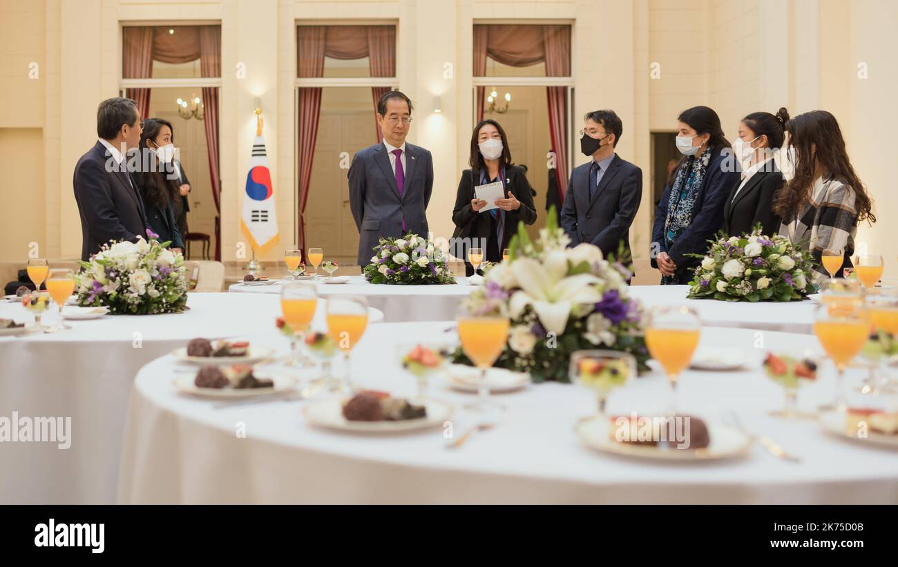 Premierminister Han Duck-soo spricht bei einem Treffen mit koreanischen Einwohnern in Argentinien am 14. Oktober 2022. Stockfoto