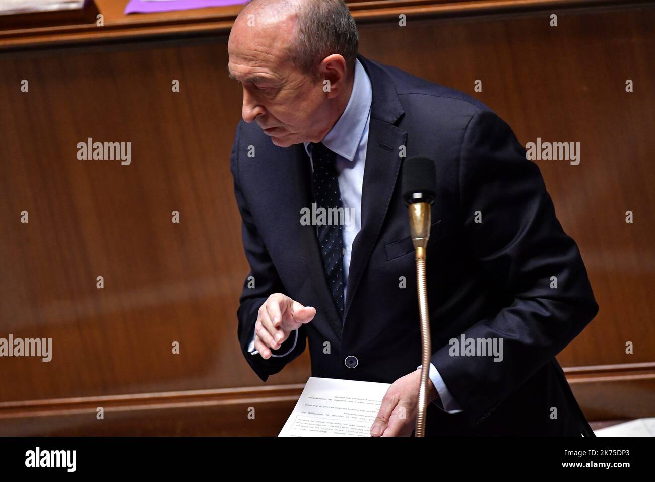 Der französische Innenminister Gerard Collomb während der wöchentlichen Anfragen an die Regierung auf der Nationalversammlung am 27. März 2018. Stockfoto