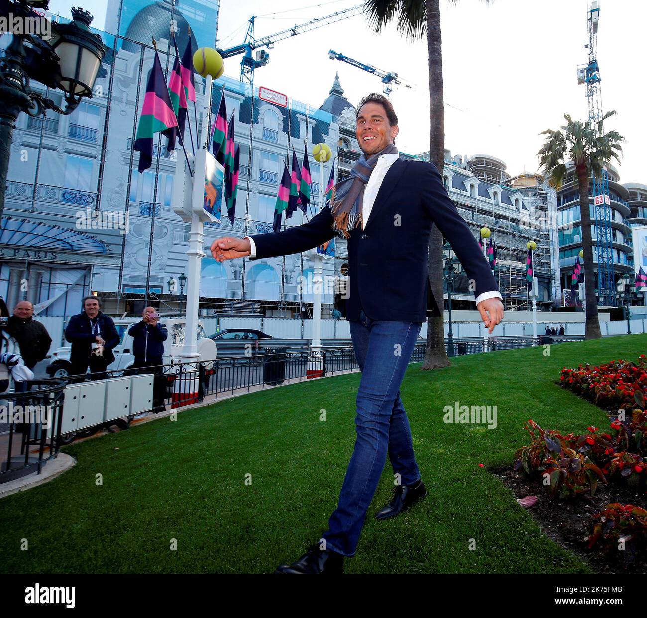 Rafael Nadel auf dem Casino Square und Monte Casino Atrium für die Hauptauslosung der Meister am 13. April 2018.©PHOTOPQR/NICE MATIN ; Rafael sur la Place du Casino et dans l'Atrium du Casino de Monte-Carlo pour le tirage au sort du Rolex Masters de Monte-Carlo à Monaco qui se déroulera du 14 au 22 avril 2018 - - die ATP Monte Carlo-Hauptverlosung vom 13.. April 2018 Stockfoto