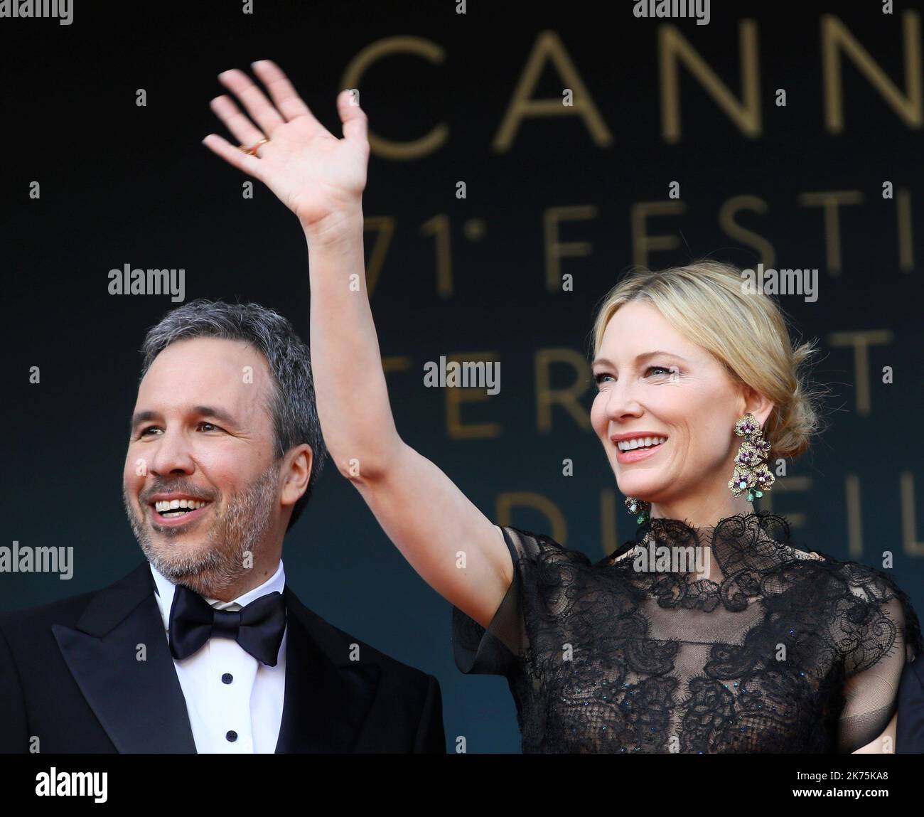 ©PHOTOPQR/NICE MATIN ; (Froml) Kanadischer Regisseur und Mitglied der Spielfilmjury Denis Villeneuve, australische Schauspielerin und Präsidentin der Jury Cate Blanchett und französischer Regisseur und Mitglied der Spielfilmjury Robert Guediguian posieren am 8. Mai, 2018, als sie zur Vorführung des Films „Todos Lo Saben (Everybody Knows)“ und zur Eröffnungsfeier der Filmfestspiele von Cannes 71. in Cannes, Südfrankreich, zur Premiere von Everybody Knows während der Filmfestspiele von Cannes 71. kommen Stockfoto