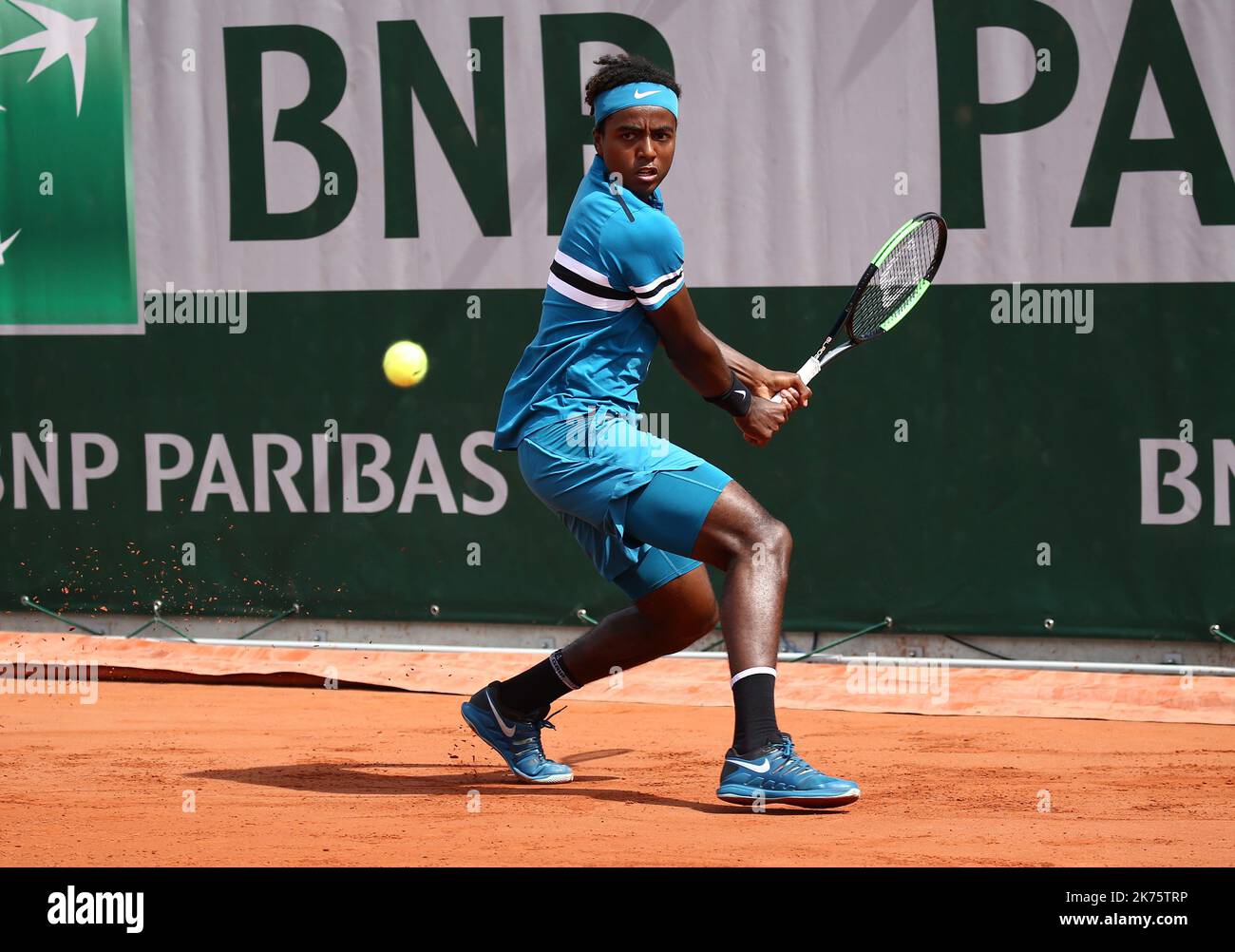 8. Fabio FOGNINI (ITA) gegen Elias YMER (SWE). Roland Garros International Tennis Tournament Stockfoto