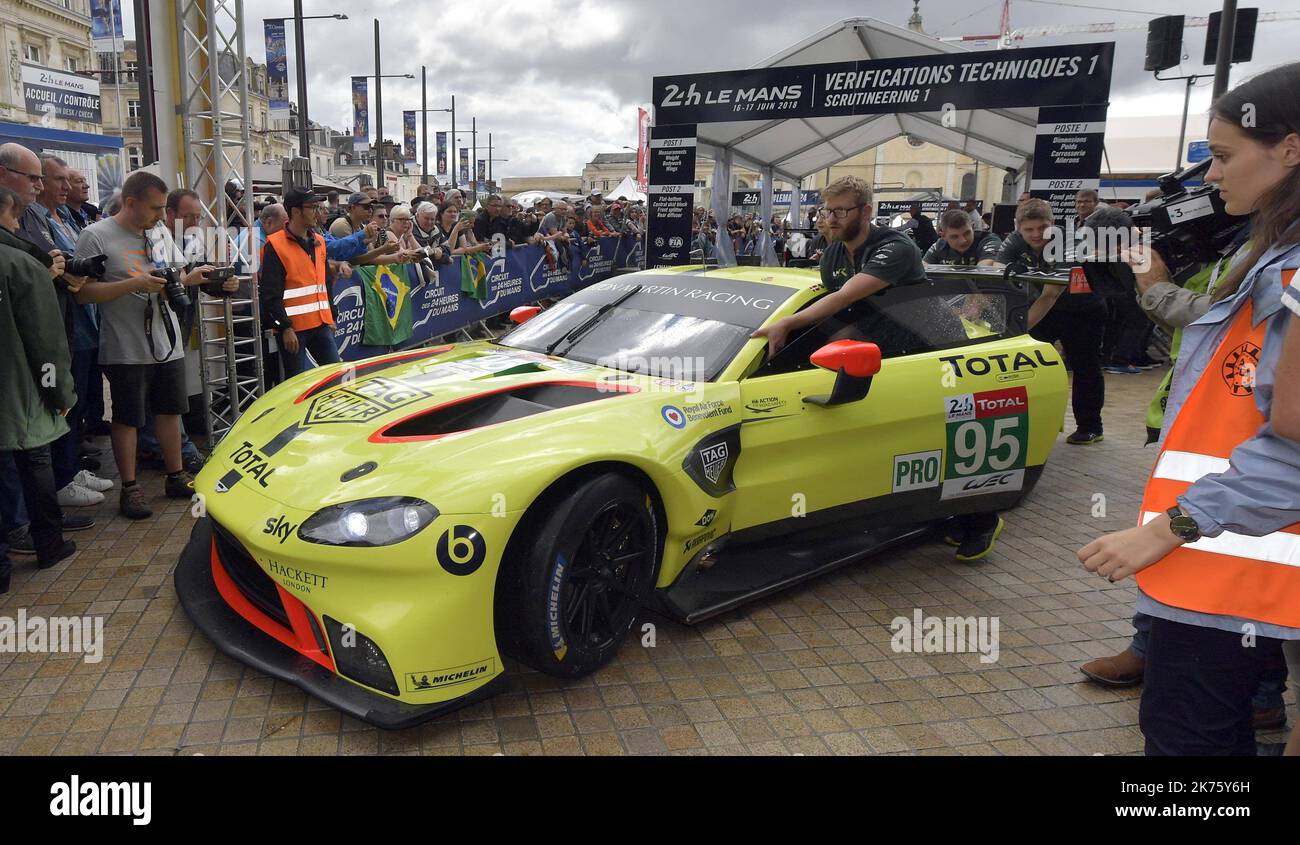 Aston Martin Racing bei den 24 Stunden von Le Mans 2018 Motorrennen Technische Prüfungen und Wiegen in Le Mans Stockfoto