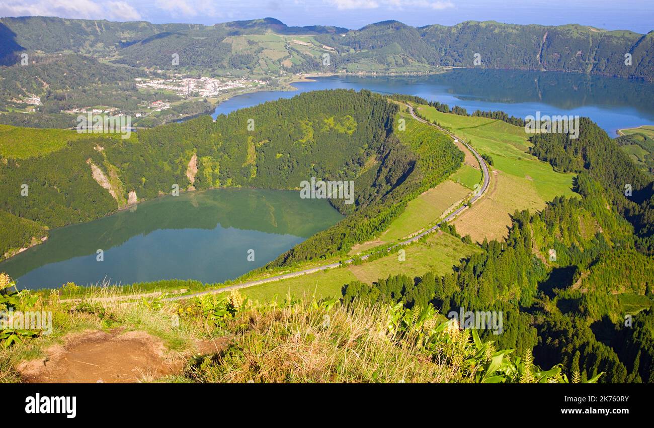 Portugal, Azoren, Sao Miguel Island, Sete Cidades, Lagoa de Santiago, Lagoa Azul, Stockfoto
