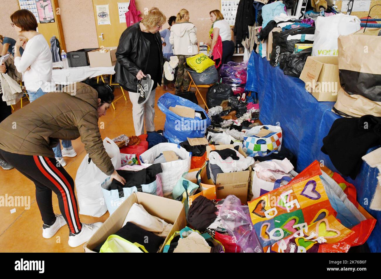 Szenen der Sturzflut in Trebes, in der Nähe von Carcassonne, Frankreich. Mindestens 10 Menschen sind nach einem Sturzflut in der südfranzösischen Region Aude gestorben, sagten lokale Beamte am Montag Stockfoto