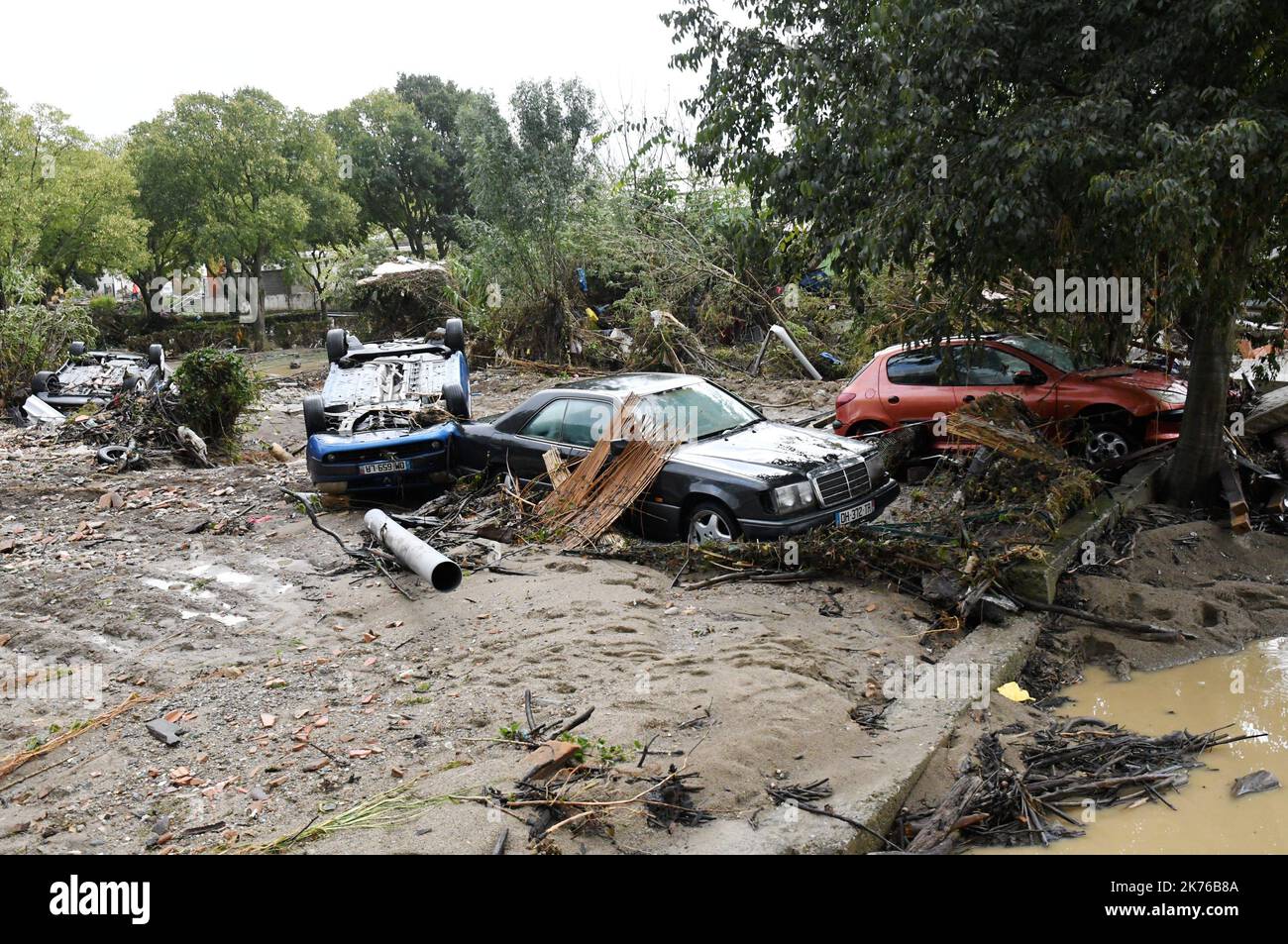 Szenen der Sturzflut in Trebes, in der Nähe von Carcassonne, Frankreich. Mindestens 10 Menschen sind nach einem Sturzflut in der südfranzösischen Region Aude gestorben, sagten lokale Beamte am Montag Stockfoto