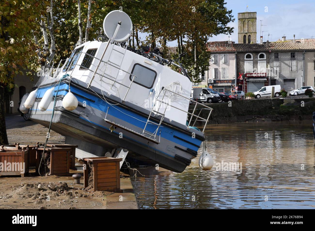 Szenen der Sturzflut in Trebes, in der Nähe von Carcassonne, Frankreich. Mindestens 10 Menschen sind nach einem Sturzflut in der südfranzösischen Region Aude gestorben, sagten lokale Beamte am Montag Stockfoto