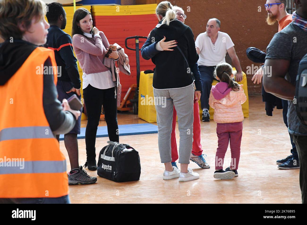 Szenen der Sturzflut in Trebes, in der Nähe von Carcassonne, Frankreich. Mindestens 10 Menschen sind nach einem Sturzflut in der südfranzösischen Region Aude gestorben, sagten lokale Beamte am Montag Stockfoto