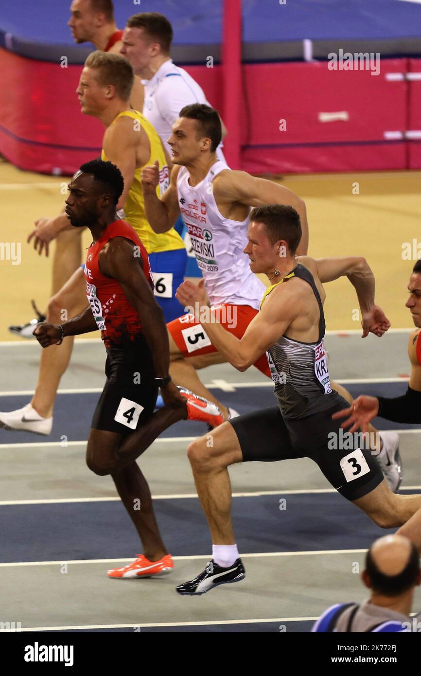 Emre Zafer Barnes aus der Türkei siegt am 2. März 2019 bei den Leichtathletik-Halleneuropameisterschaften Glasgow 2019 in der Emirates Arena in Glasgow, Schottland, den 60-m-Halbfinale 1 - Foto Laurent Lairys / MAXPPP Stockfoto