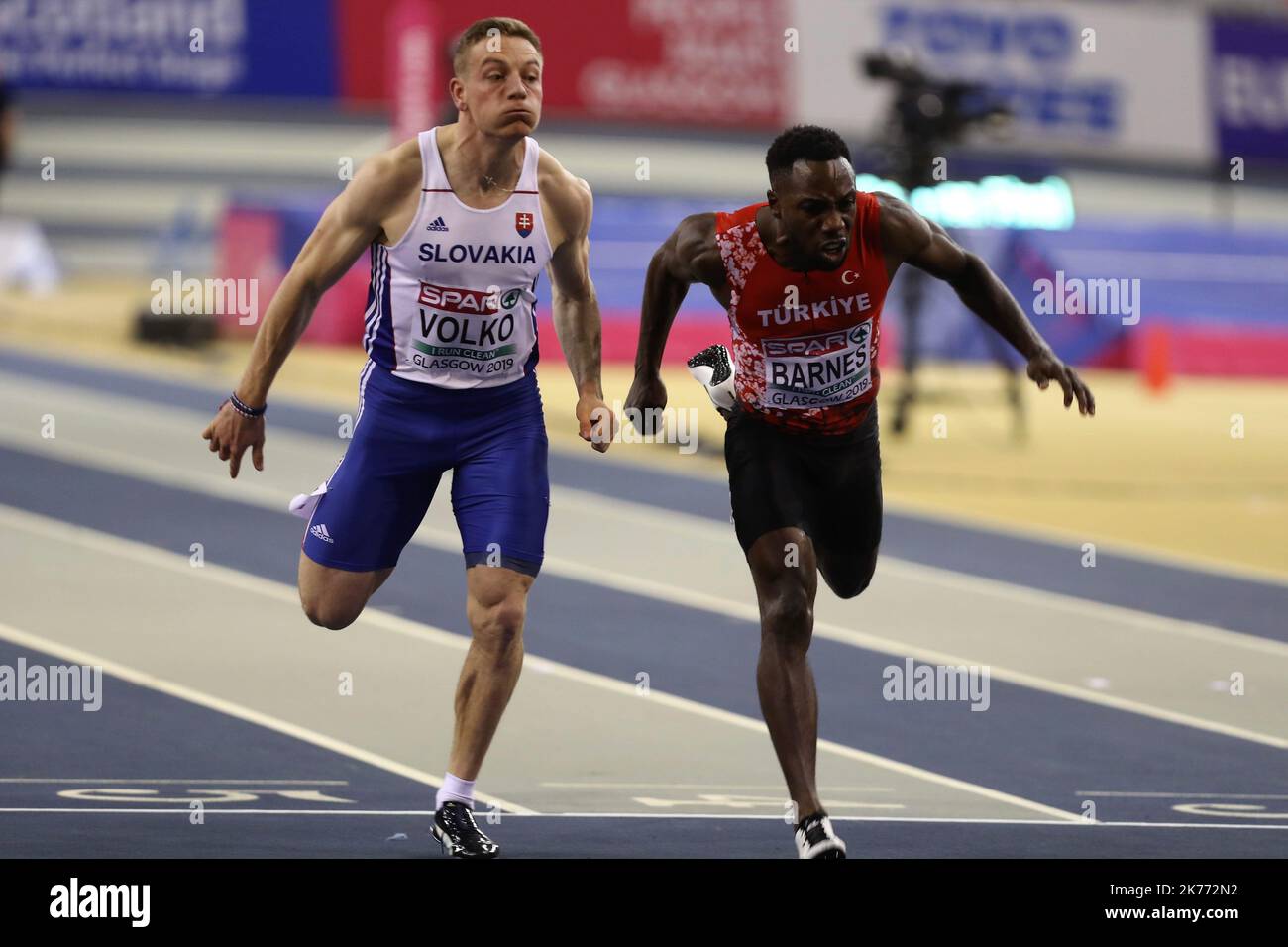 Jan Volko Slowakische Republik , Emre Zafer Barnes aus der Türkei 100 m Finale während der Leichtathletik-Halleneuropameisterschaften Glasgow 2019 am 2. März 2019 in der Emirates Arena in Glasgow, Schottland - Foto Laurent Lairys / MAXPPP Stockfoto