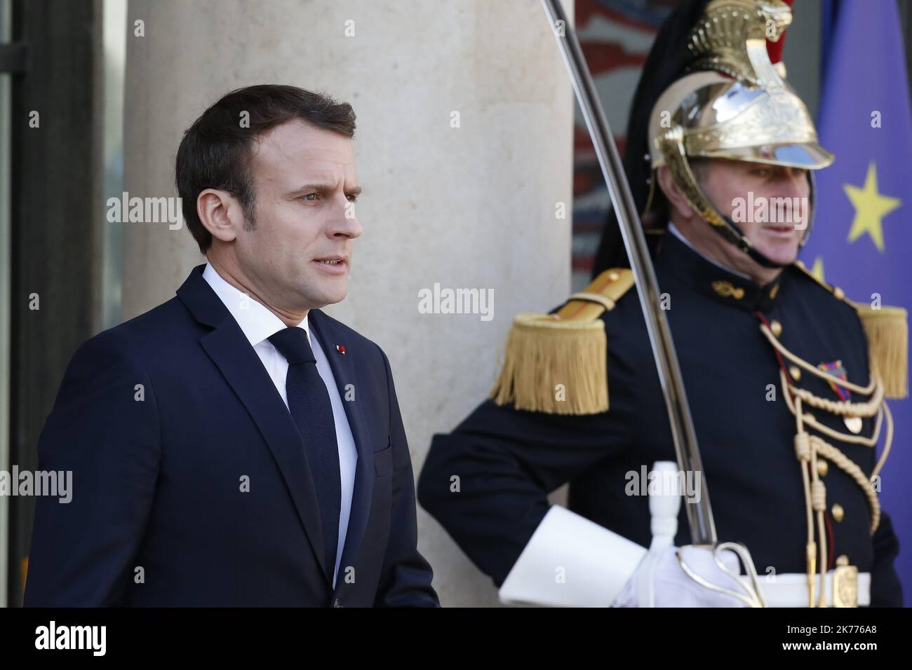 Der französische Präsident Emmanuel Macron erwartet den Präsidenten der Europäischen Kommission, die deutsche Kanzlerin und den chinesischen Präsidenten zu Gesprächen über den Aufbau einer neuen globalen Governance im Pariser Elysee-Palast. 26.03.2019 Stockfoto