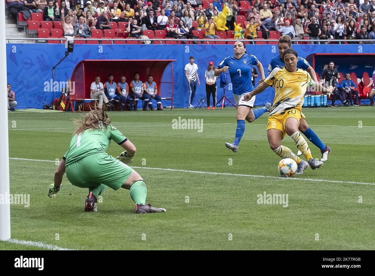 ©ERIC BALEDENT/MAXPPP - Coupe du Monde - Equipe d'Australie féminine vs Equipe d'Italie féminine - 09/06/2019 2019, Phasenfinale - (c) 2019 Baledent/MaxPPP Samantha May 'Sam' Kerr (australie, attaquante Club : Chicago Red Stars) 2019/06/09. Frauenfußballspiel Australien gegen Italien Stockfoto