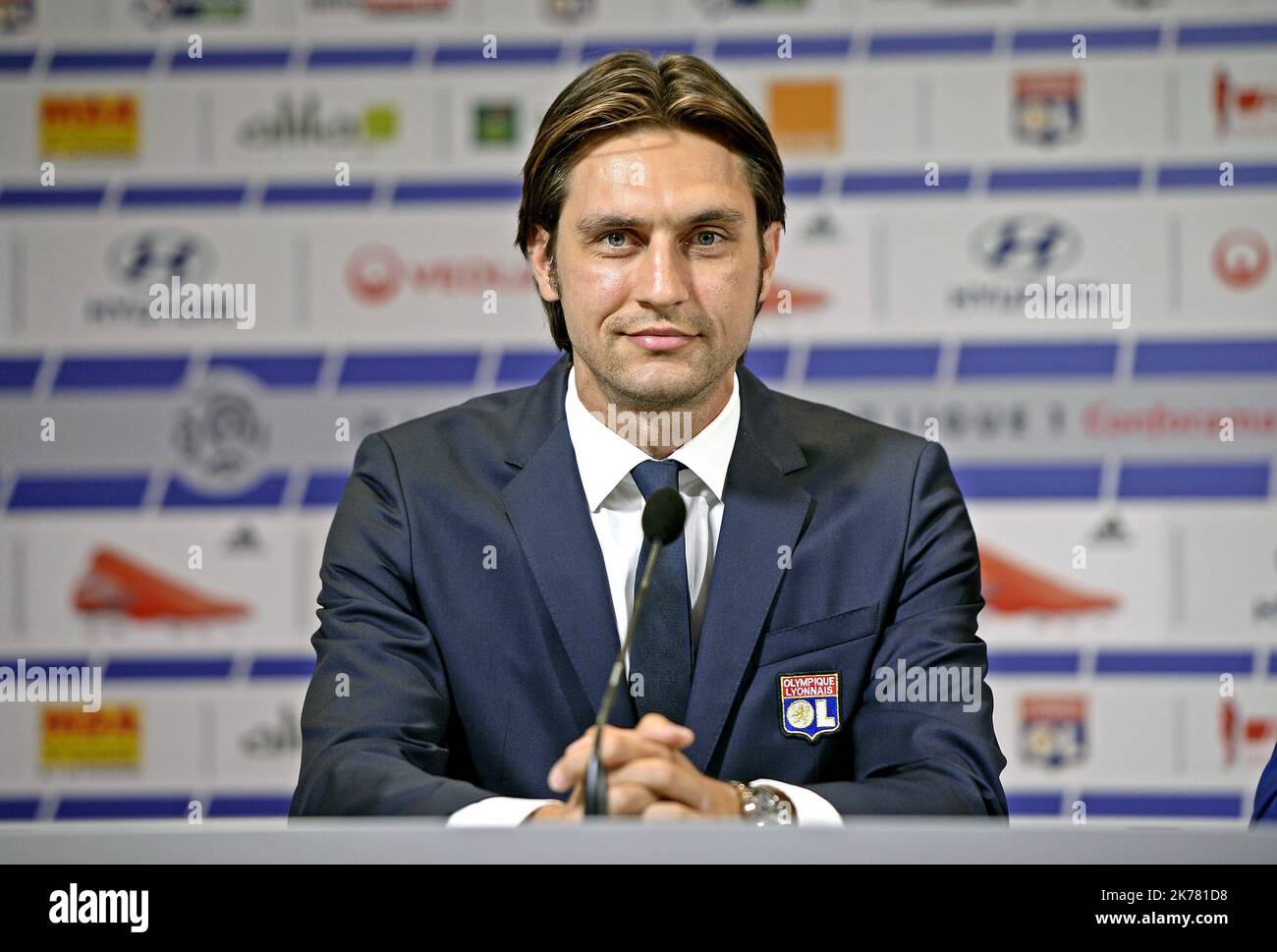 Presentation de CIPRIAN TATARUSANU le 12/07/19 -A Décines au Groupama Training Centre presentation du nouveau joueur de l'OL CIPRIAN TATARUSANU - 2019/07/12. Olympique Lyon - Transfers 19/20 : neue Spieler. Stockfoto