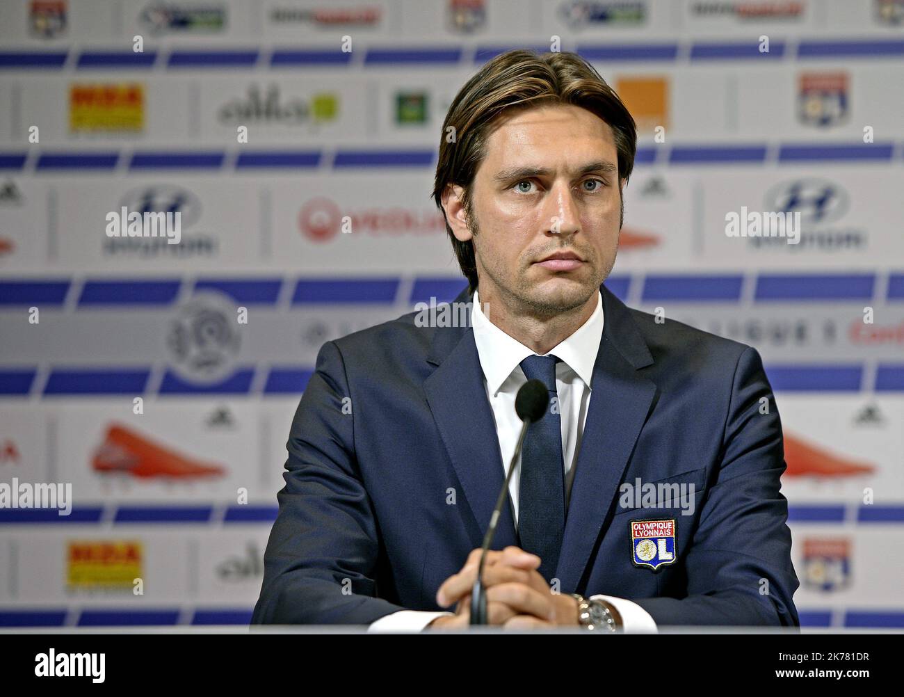 Presentation de CIPRIAN TATARUSANU le 12/07/19 -A Décines au Groupama Training Centre presentation du nouveau joueur de l'OL CIPRIAN TATARUSANU - 2019/07/12. Olympique Lyon - Transfers 19/20 : neue Spieler. Stockfoto