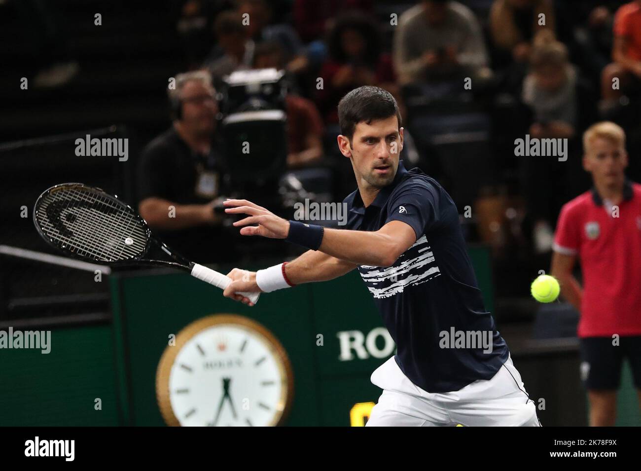 Novak DJOKOVIC (SRB) gegen Corentin MOUTET (FRA). Stockfoto