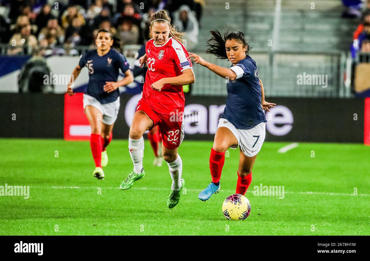 A BORDEAUX / AU MATMUT ATLANTIQUE / FOOTBALL FEMININ / EUROPEAN WOMEN'S CHAMPIONSHIP 2021 / FRANKREICH / SERBIE / - 2019/11/09. Frauen Fußball Fnrace - Serbien Stockfoto