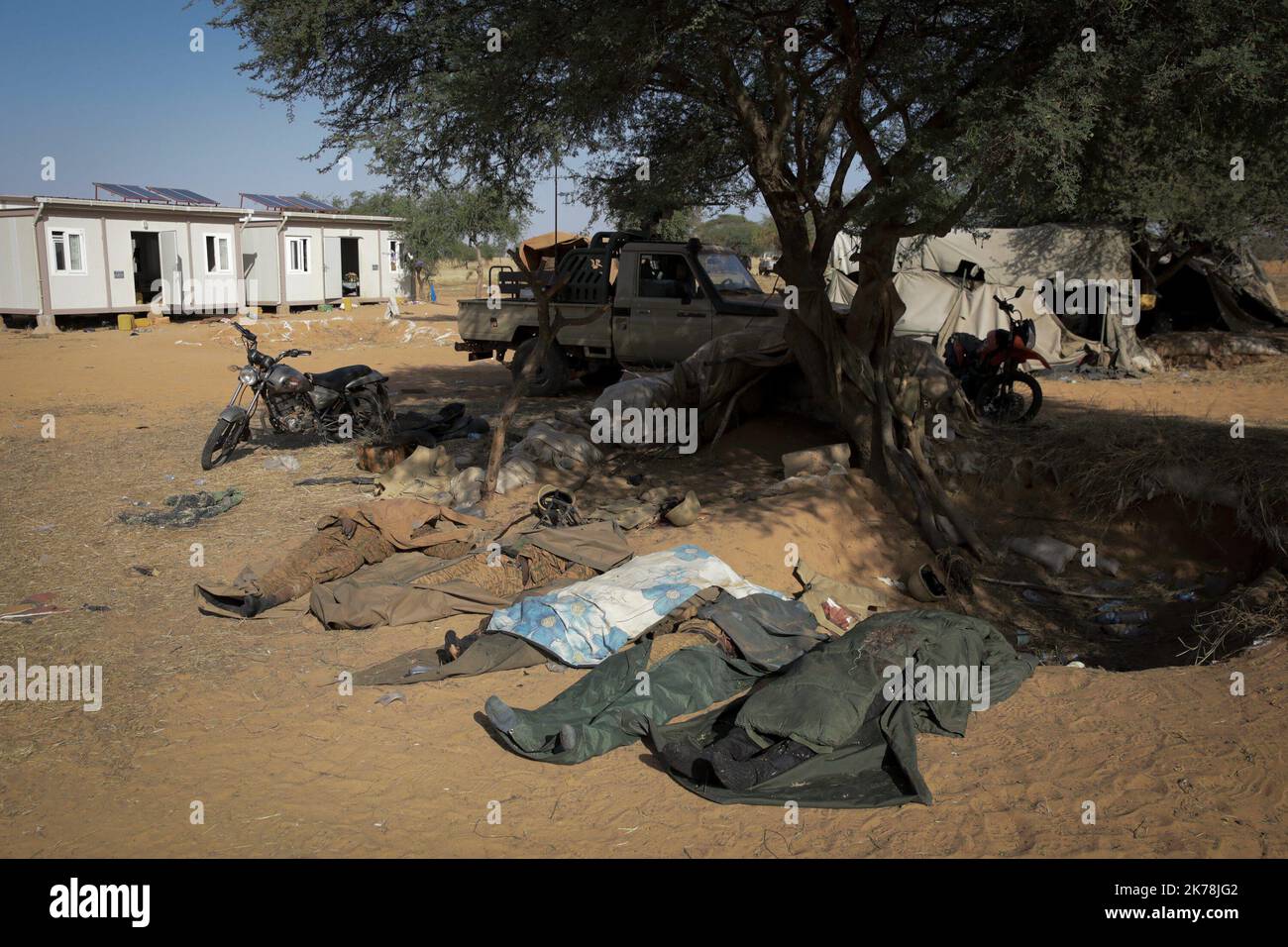 *ANMERKUNG DER REDAKTION GRAFISCHE INHALTE* Französische Soldaten der