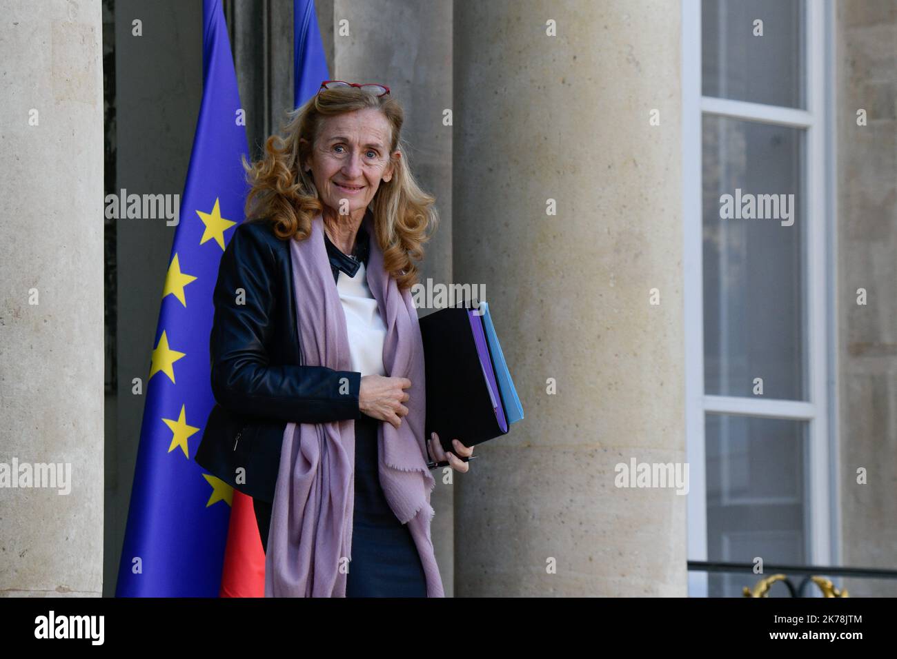Nicole Belloubet, la Ministre de la Justice et Garde des Sceaux en sortie du Conseil des Ministres du 20 November 2019 / 2019 - Frankreich / Ile-de-France (Region) / Paris - Nicole Belloubet, Justizministerin und Generalanwältin, verlässt den Ministerrat vom 20. November 2019 Stockfoto