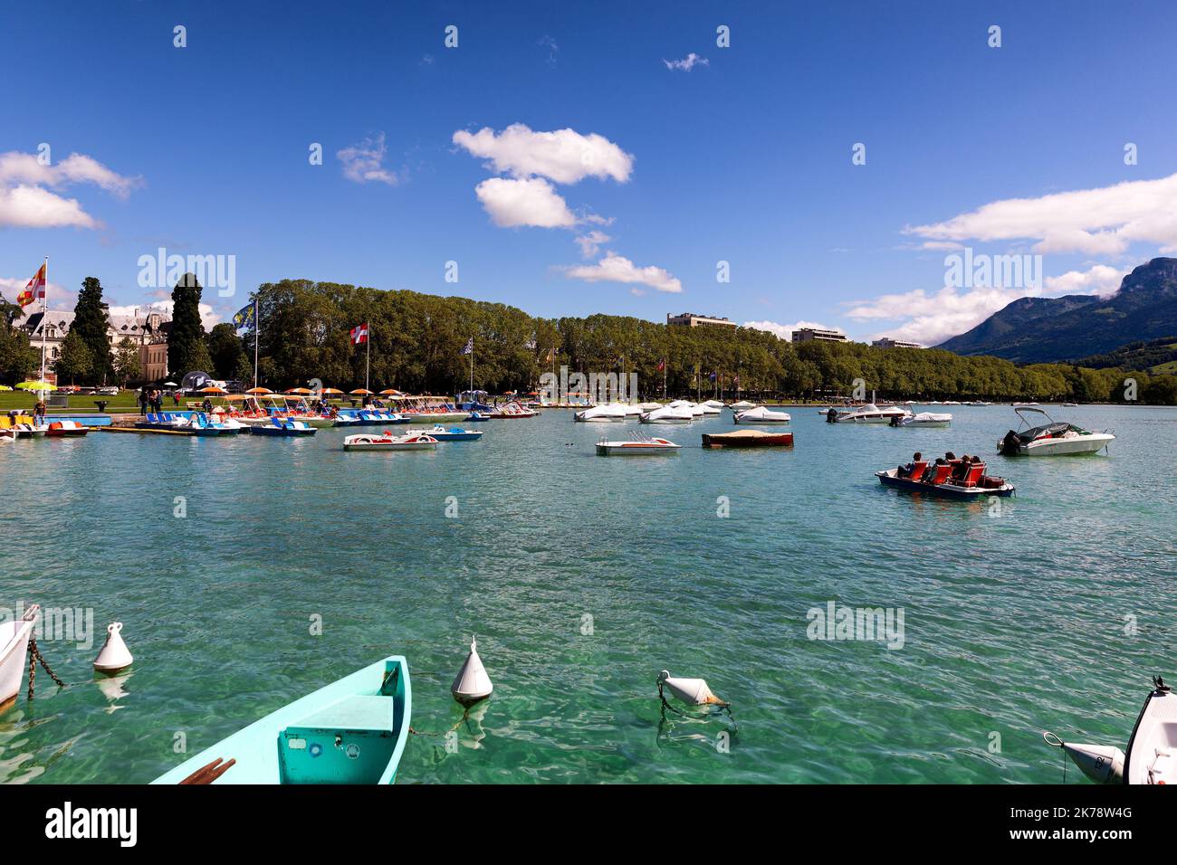 Annecy ist die größte Stadt des Departements HauteSavoie in der Region