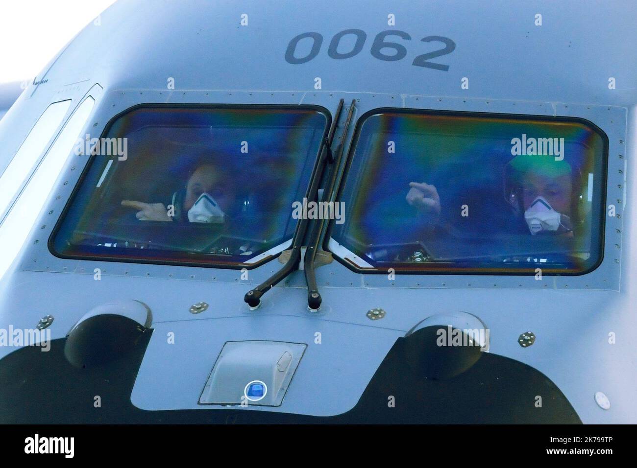 CLERMONT FERRAND: Coronavirus Übertragung von durch die Armee versicherten Patienten bis A400M Flugzeug auf dem Militärstützpunkt Aulnat am 04/03/2020 Stockfoto