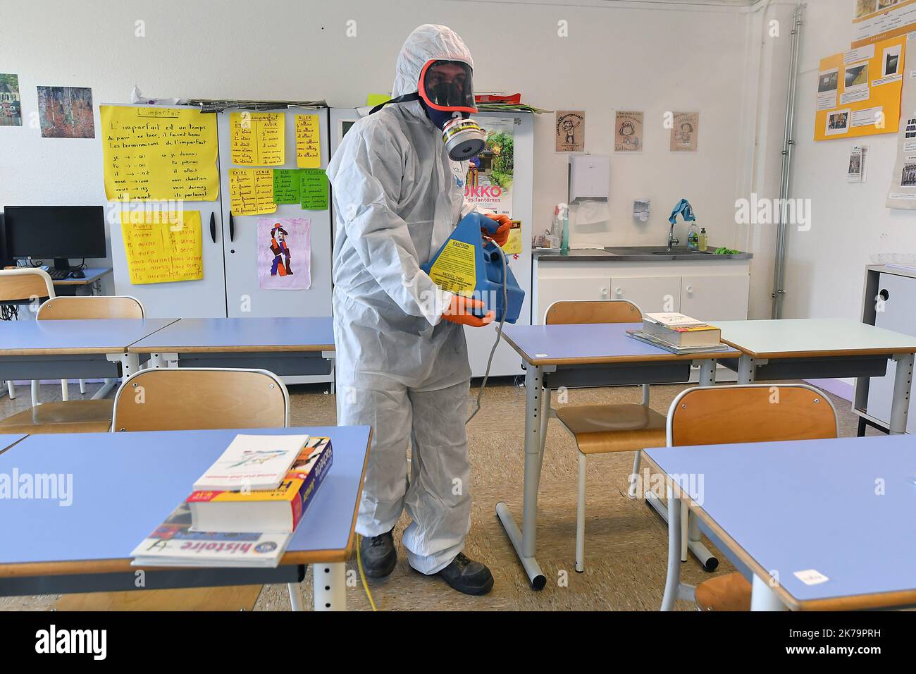 Coronavirus-Dekontamination der Calmette-Schule in Villeneuve d'Ascq nach Covid-19 2020/05/25. Desinfektion der Schule. Frankreich Stockfoto