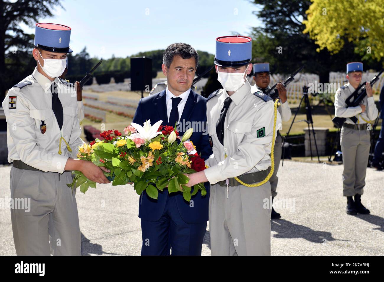 ©PHOTOPQR/L'EST REPUBLICAIN/ALEXANDRE MARCHI ; VERDUN ; 29/07/2020 ; POLITIQUE - HOMMAGE AUX COMBATTANS MUSULMANS - CULTE MUSULMAN - FRANCAIS MORTS POUR LA FRANCE - PREMIERE GUERRE MONDIALE - GRANDE GUERRE - 14 - 18 - 1914 - 1918 - MINISTRE. Fleury-devant-Douaumont (Maas) 29 juillet 2020. Déplacement de Gérald DARMANIN, Ministre de l’Intérieur et des Cultes, à Douaumont pour rendre Hommage aux Combattants Musulmans morts pour la France lors de la Première guerre mondiale. FOTO Alexandre MARCHI. - Verdun, Frankreich, juli 29. 2020 - französische Hommage an die während des Ersten Weltkriegs getöteten muslime Stockfoto