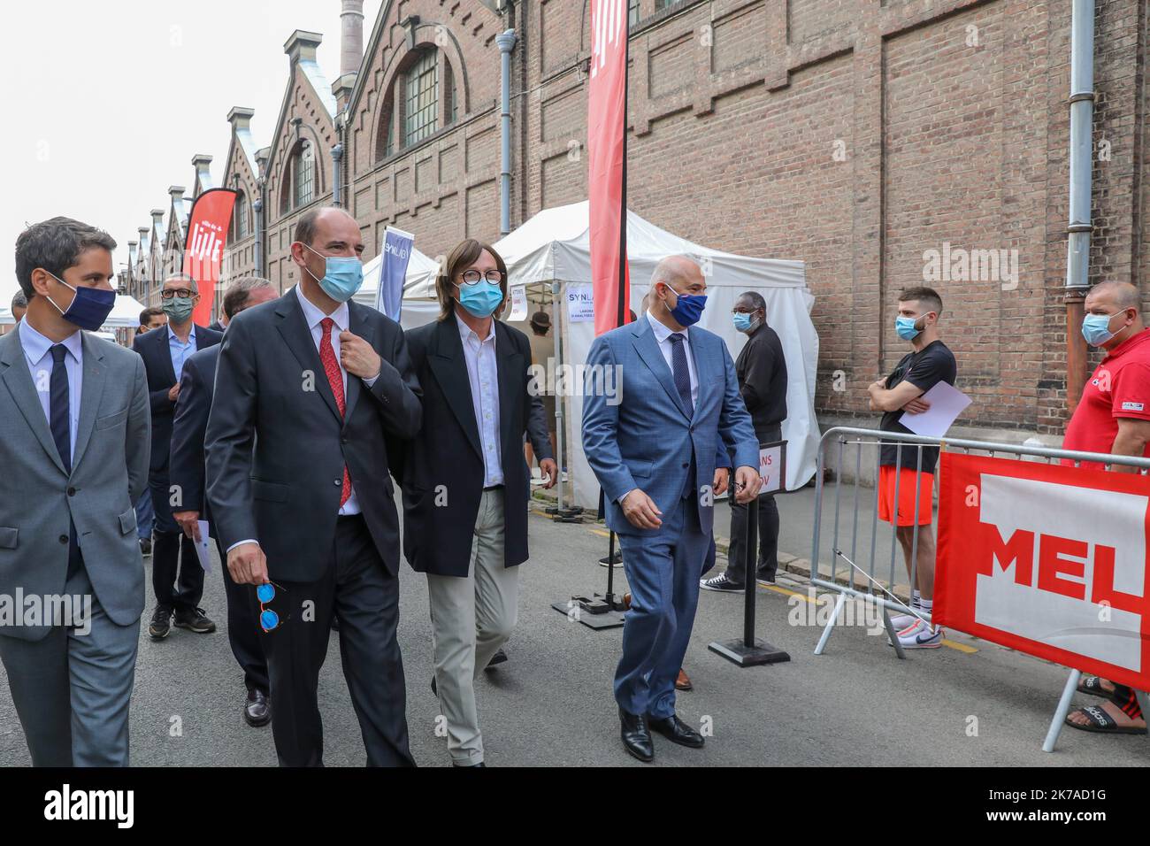 ©PHOTOPQR/VOIX DU Nord/Thierry THOREL ; 03/08/2020 ; VISITE DU PREMIER MINISTRE - Le Premier Ministre Jean Castex etait dans la Metropole Lilloise pour la mise en place de l'Obligation du Port des Masques dans la rue - Le 3 aout 2020 - A Lille - Foto : THIERRY THOREL / La Voix du Nord - 2020/08/03. Premierminister Jean Castex war in der Metropole Lille für die Umsetzung der Verpflichtung, Masken auf der Straße zu tragen Stockfoto