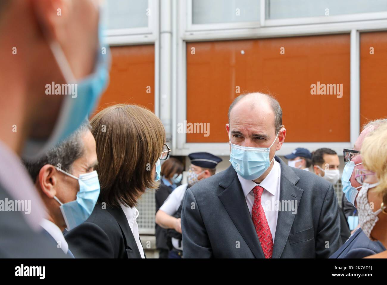 ©PHOTOPQR/VOIX DU Nord/Thierry THOREL ; 03/08/2020 ; VISITE DU PREMIER MINISTRE - Le Premier Ministre Jean Castex etait dans la Metropole Lilloise pour la mise en place de l'Obligation du Port des Masques dans la rue - Le 3 aout 2020 - A Lille - Foto : THIERRY THOREL / La Voix du Nord - 2020/08/03. Premierminister Jean Castex war in der Metropole Lille für die Umsetzung der Verpflichtung, Masken auf der Straße zu tragen Stockfoto