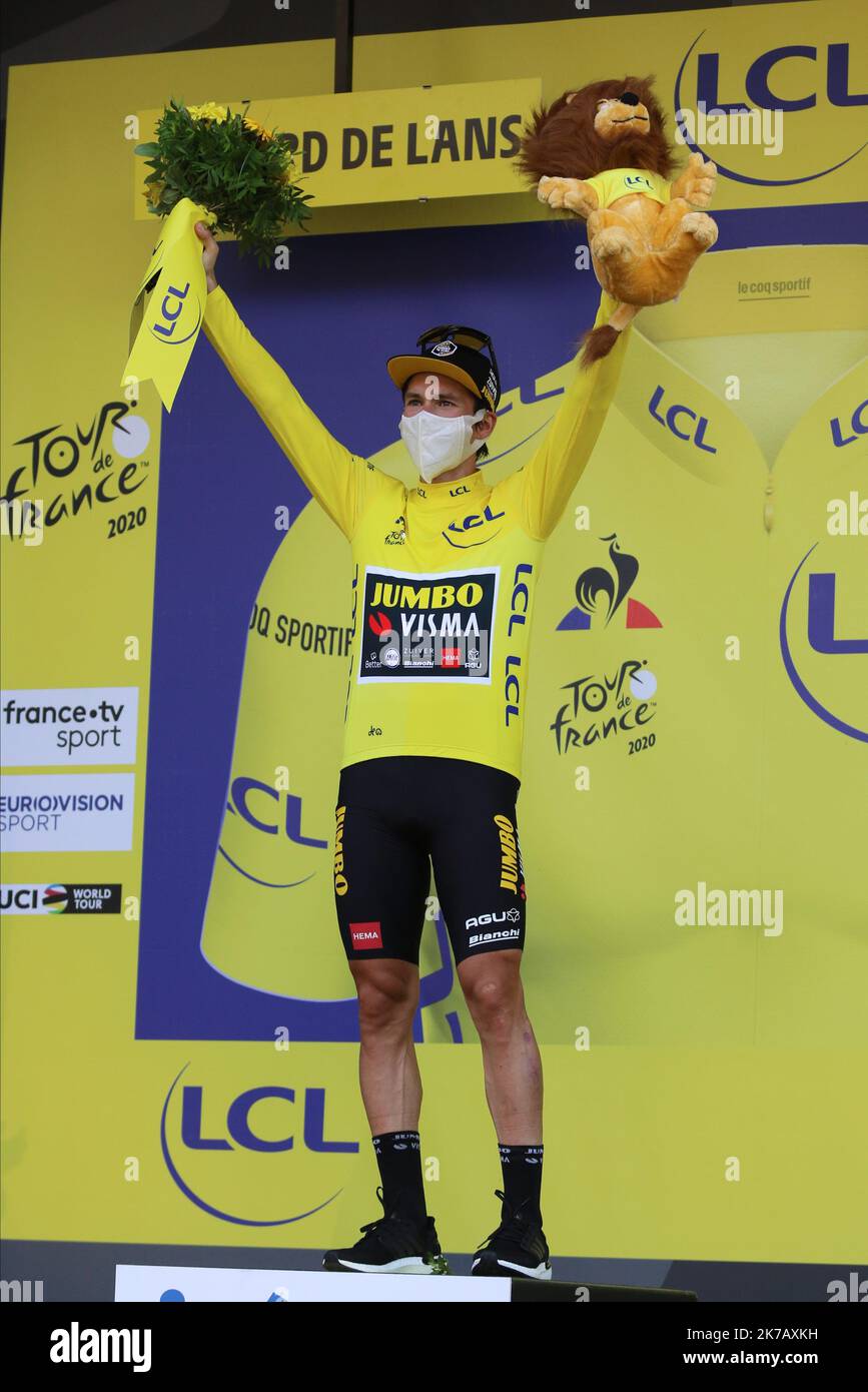 ©Pierre Teyssot/MAXPPP ; TOUR DE FRANCE 2020- UCI Cycling World Tour under Virus Outbreak. Etappe 16. von La Tour-Du-Pin nach Villard-De-Lans am 15.. September 2020, Villard-De-Lans, Frankreich. Primoz Roglic, Slowenien Team Jumbo - Visma -. © Pierre Teyssot/Maxppp Stockfoto