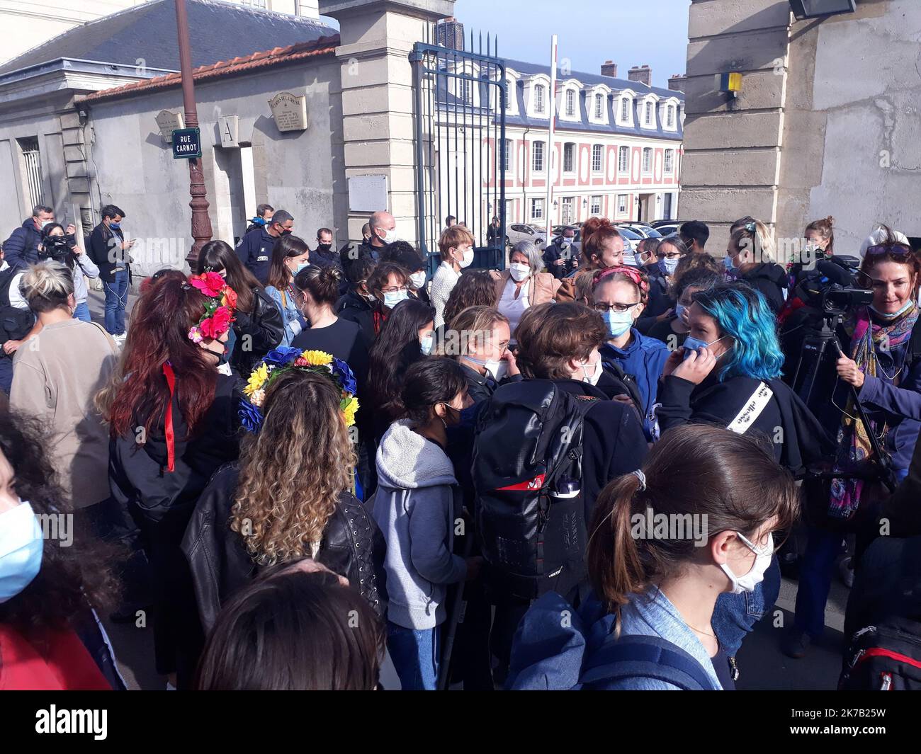 ©PHOTOPQR/LE PARISIEN/Julien CONSTANT ; Versailles ; 24/09/2020 ; Les juges endaient ainsi protester contre le comportement de leur ministre Paris , Frankreich , sept 24. 2020 Anwälte demonstrieren gegen ihren Minister Stockfoto