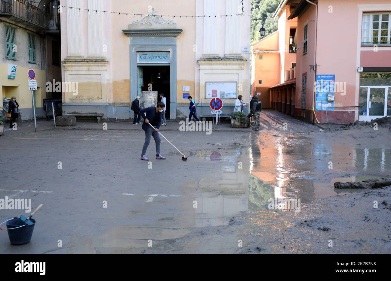 ©PHOTOPQR/NICE MATIN/Jean François Ottonello ; Vallée de la Roya ; 05/10/2020 ; OTTONELLO JEAN-FRANCOIS - lundi 5 octobre 2020, vallée de la Roya - ici, Breil-sur-Roya - Suite de la Tempête Alex qui a frappé les Alpes-Maritimes le vendredi 5 octobre - October 5, 2020. Nach dem Sturm VON ALEX in den Alpes Maritimes, Frankreich Stockfoto