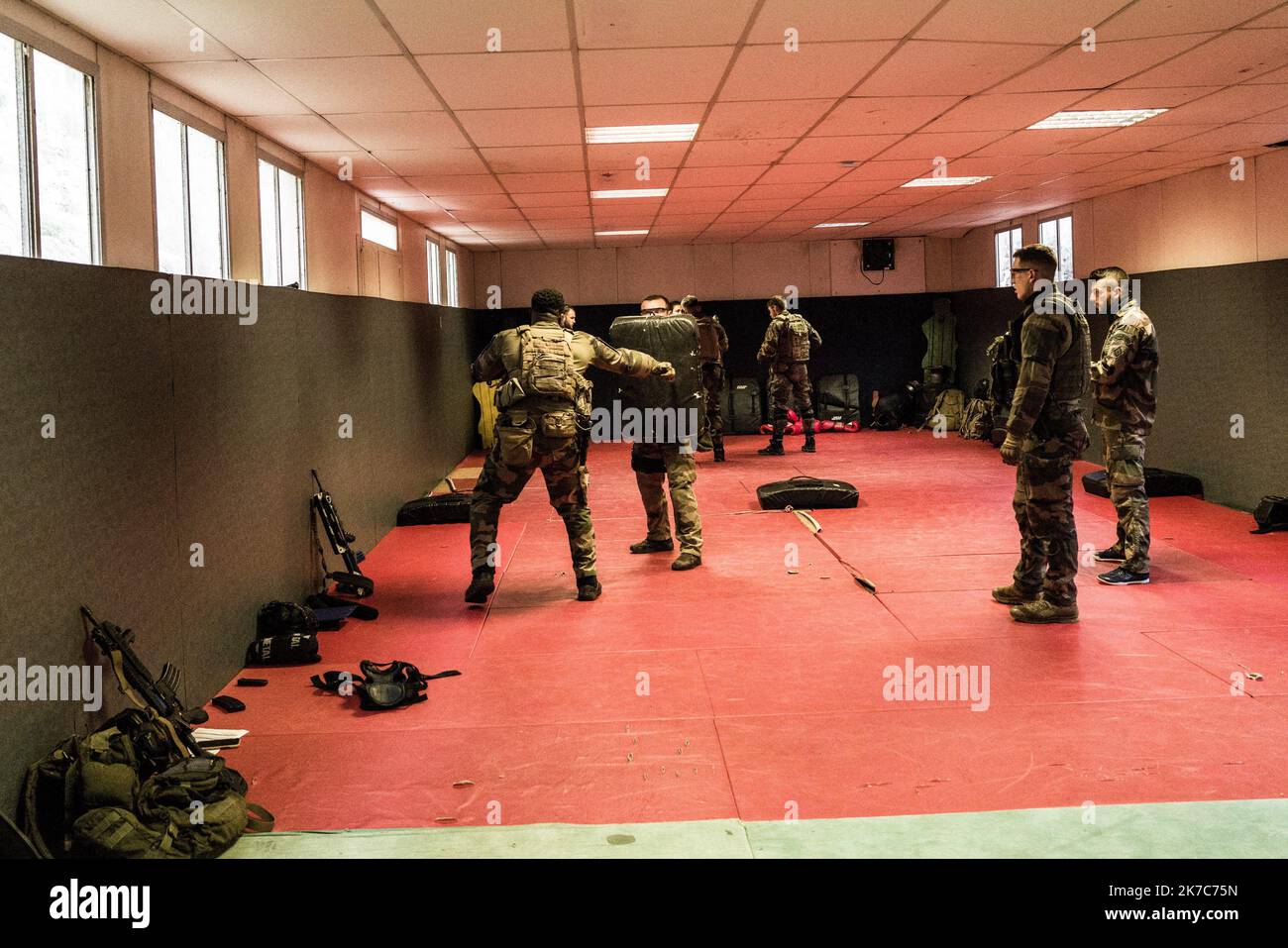 ©PHOTOPQR/L'INDEPENDANT/Nicolas Parent ; Collioure ; 08/12/2020 ; Visite du Centre National Entrainement Commando (CNEC), 1er régiment Choc au fort Miradou à Collioure. - 2020/12/08. COLLIOURE - Besuch des National Commando Training Center (CNEC), 1. Shock Regiment in Fort Miradou. Stockfoto