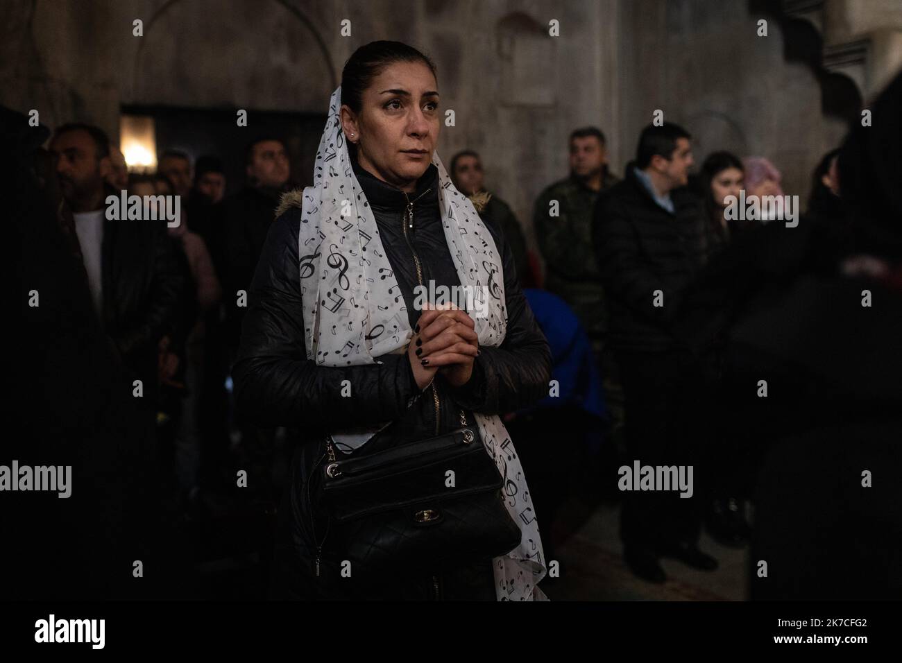 ©Chris Huby / Le Pictorium/MAXPPP - Chris Huby / Le Pictorium - 06/01/2021 - armenie - Armenie - Monastere de Gandzasar - Noel armenien - Une fidele en pleine priere. / 06/01/2021 - Armenien - Armenien - Kloster Gandzasar - Armenisches Weihnachten - Ein treuer Mensch im vollen Gebet. Stockfoto