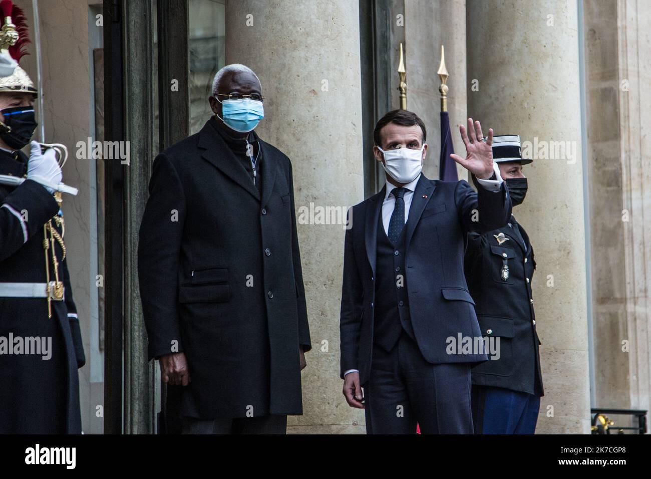 ©Sadak Souici / Le Pictorium/MAXPPP - Sadak Souici / Le Pictorium - 27/01/2021 - Frankreich / Paris - Le President de la Republique, M. Emmanuel MACRON, A recu le President de la Transition de la Republique du Mali, M. Bah N'DAW, le mercredi 27 janvier pour un dejeuner de travail a l'Elysee. / 27/01/2021 - Frankreich / Paris - der Präsident der Republik, Herr Emmanuel MACRON, hat am Mittwoch, den 27. Januar, den Präsidenten der Republik Mali, Herrn Bah N'DAW, zu einem Arbeitsessen im Elysee-Palast empfangen. Stockfoto