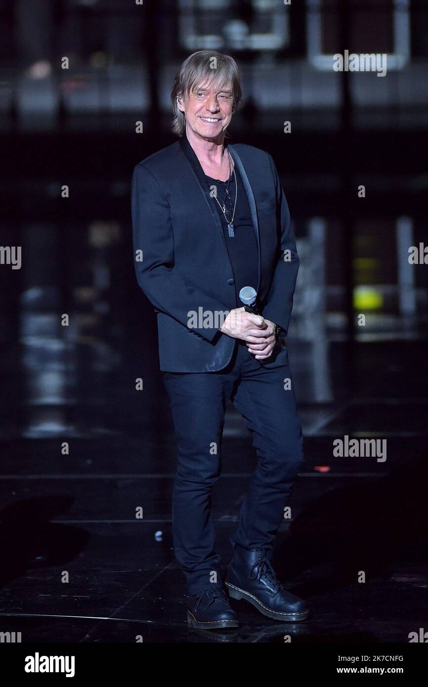 ©FRANCK CASTEL/MAXPPP - 36e Ausgabe des VICTOIRES DE LA MUSIQUE. Pour sa 36eme Edition, la ceremonie des Victoires de la musique se tiendra a la seine Musicale de Boulogne Billancourt, sans public. BOULOGNE BILLANCOURT, FRANKREICH FEBRUAR 12 FEBRUAR 2021. Jean Louis Aubert bei den 36. Victoires de la Musique, die am 12. Februar 2021 in frankreich in der seine Musicale in Bolougne Billancourt abgehalten wurden Stockfoto