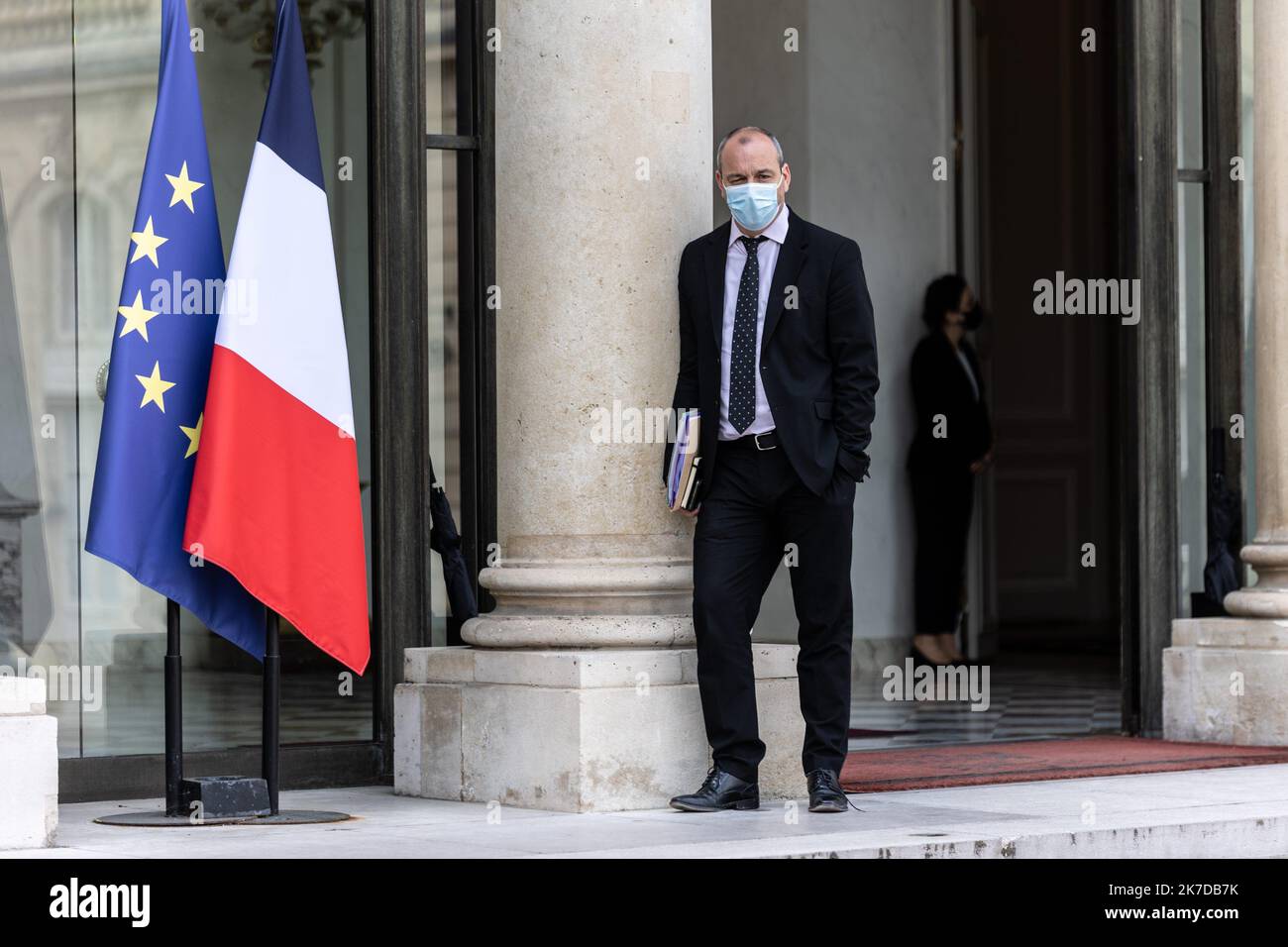 ©Sadak Souici / Le Pictorium/MAXPPP - Sadak Souici / Le Pictorium - 29/4/2021 - Frankreich / Ile-de-France / Paris - M. Laurent BERGER, Secretaire General de la CFDT . Les organisations syndicales et patronales ont ete conviees par l'Elysee a une reunion, avec le President de la Republique Francaise, Emmanuel Macron, pour travailler sur des Solutions a la crise economique et sociale liee a l'epidemie. / 29/4/2021 - Frankreich / Ile-de-France (Region) / Paris - Laurent BERGER, Generalsekretär der CFDT. Die Gewerkschaften und Arbeitgeberorganisationen wurden von der Elysee zu einem Treffen eingeladen Stockfoto